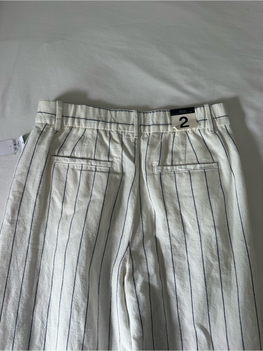 Gap Pleated Wide-Leg Striped Linen-Blend Pants-White & blue stripe. Size 2. NWT - Picture 7 of 9